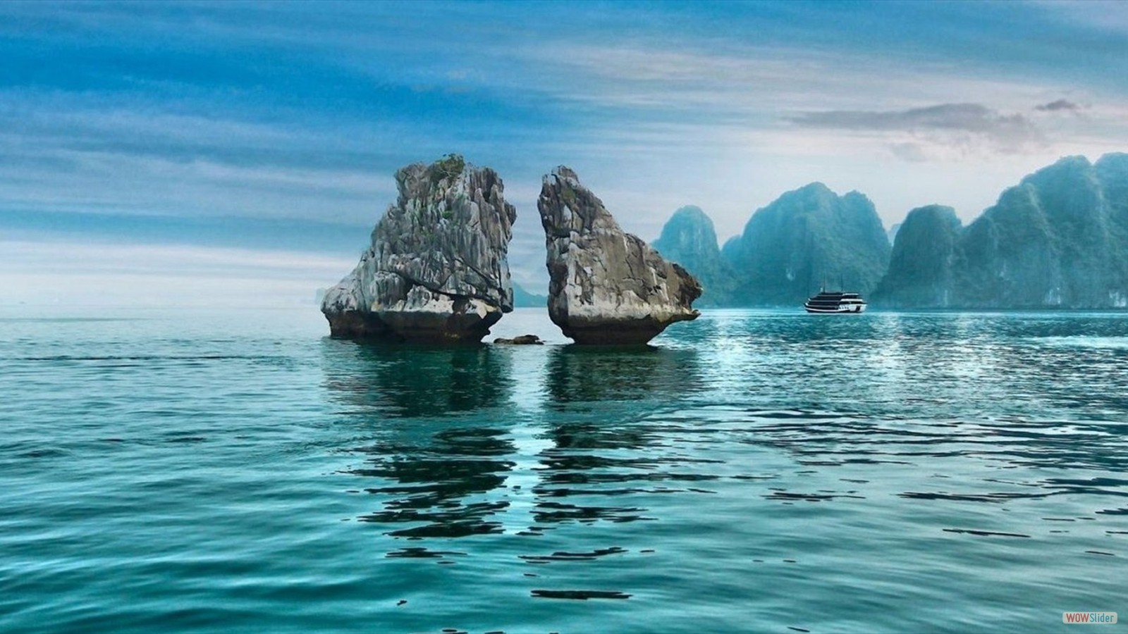 https://minio.halongbay.com.vn/halongbay/images/17593669601730084796hontrongmaibanner.jpg
